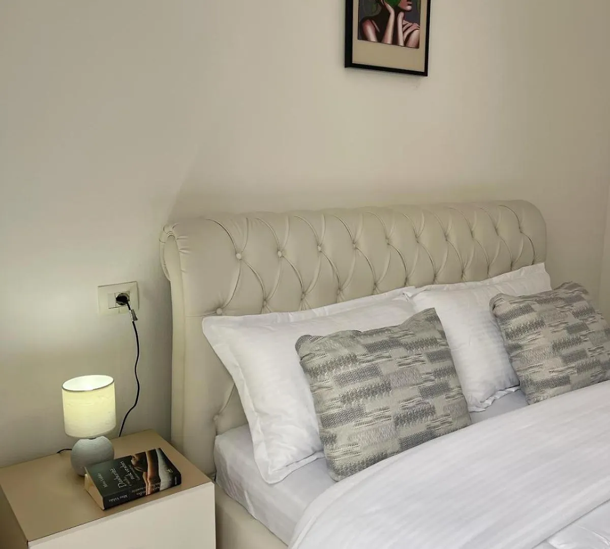 Liqeni Stay Near Zoo & Lake Τίρανα Διαμέρισμα