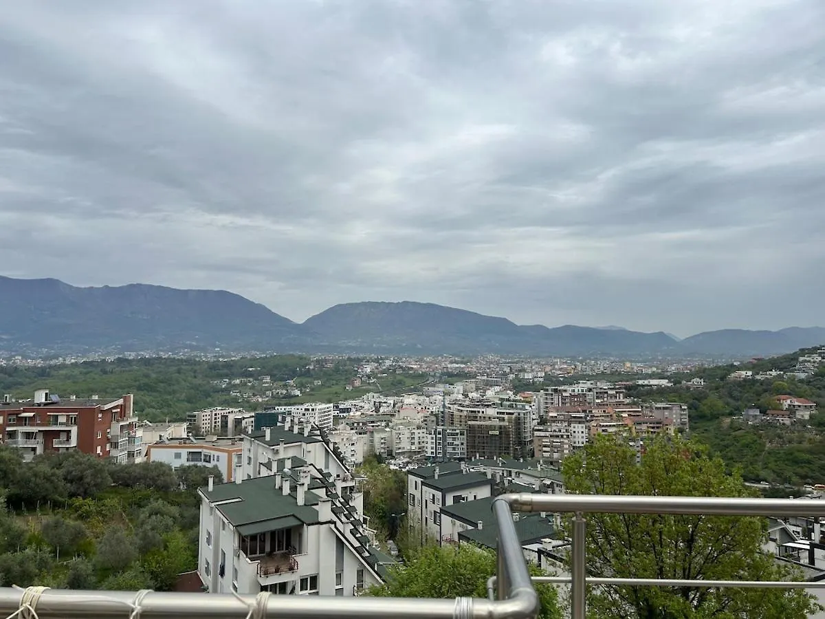 Liqeni Stay Near Zoo & Lake Τίρανα
